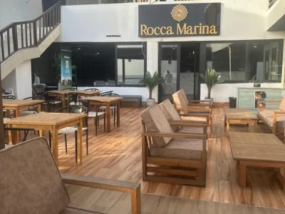 Déjeuner au soleil — Terrasse Haute